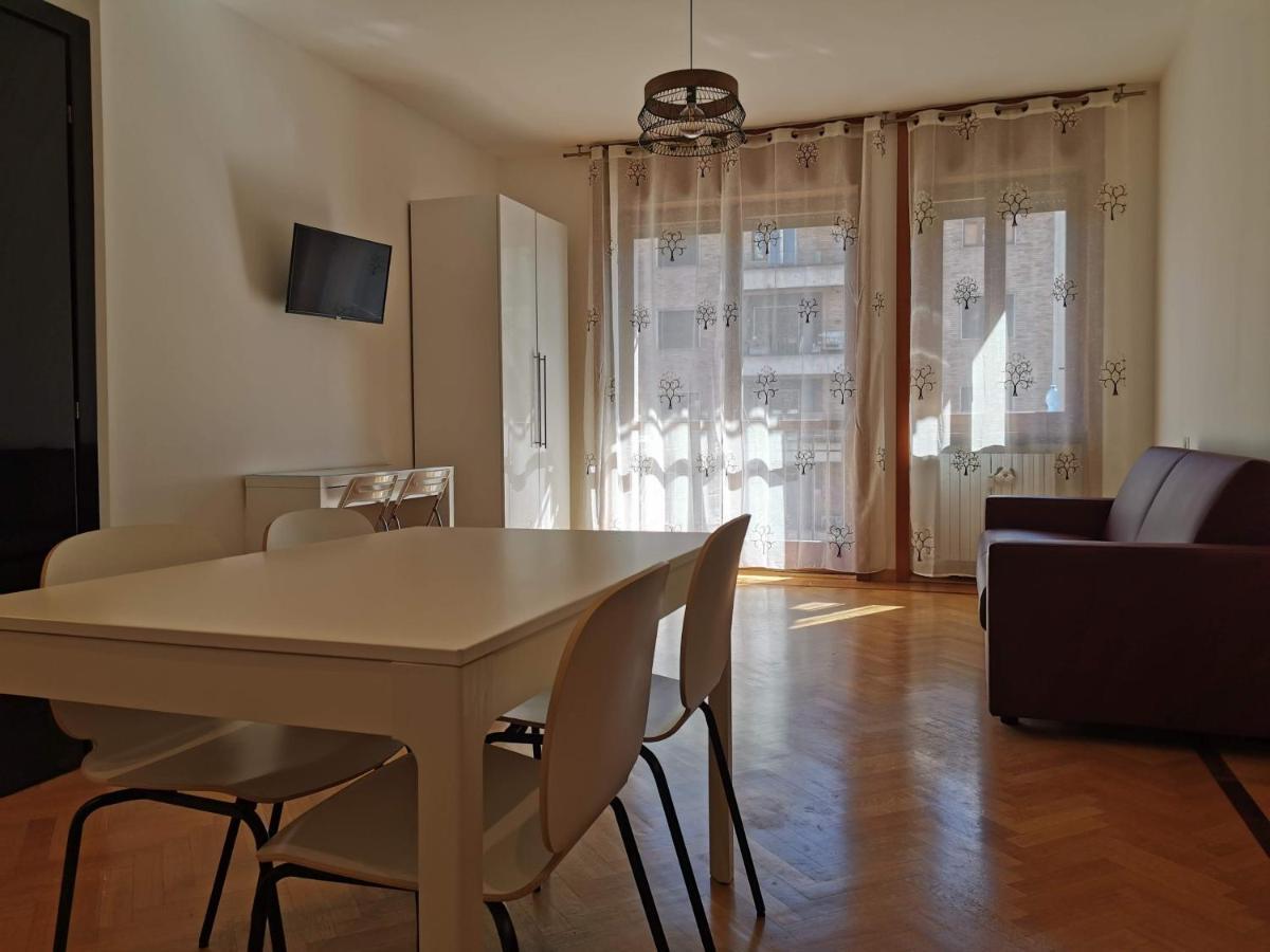 Pergolesi Apartments Milan Exterior photo